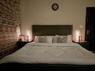 Green Residency, Eco-Friendly Rooms for Families Vacation rental in Islamabad Capital Territory