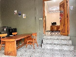 Joglo omah gasir Vacation rental in Special Region of Yogyakarta