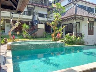 Villa Luca, Riverside Retreat near Tanah Lot Villa in Kediri