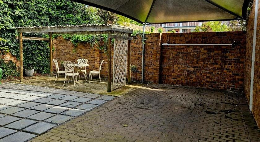 PinotageLuxuryCollection: Herte Suite Apartment in Stellenbosch