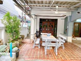 KhlongRo5 House ByOnin บ้านคลองร5โดยโอนิล Vacation rental in Thailand
