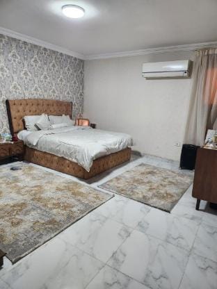 marry in Apartment in Center District