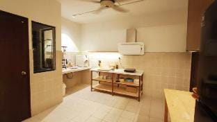 Spacious 4B Apartment in Kuala Lumpur near MRT  Vacation rental in Federal Territory of Kuala Lumpur