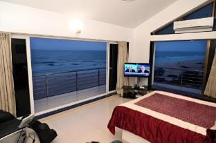 Alvin's Beach Villa Premium 4-Bedrooms Villa in Karnataka