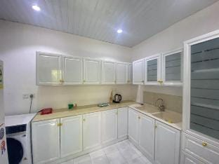 فيلا وشاليه الجبل الأحمر Vacation rental in Al Madinah Province