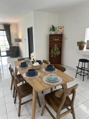 Private Pool 3BR BBQ Karaoke Sports Villa Arlei Vacation rental in Cisarua