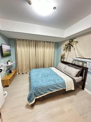 Azure Staycation - Beach Vibe by A.M  Apartment in Paranaque