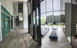 Modern & Classic Beachfront Quiet for Rrelaxation Apartment in Pattaya City