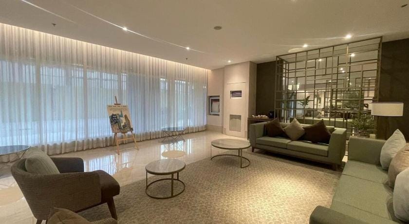 200mbps WiFi, Luxury condo near Ayala Apartment in Lapu-Lapu City
