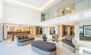 Cozy Makati Condo w/ Balcony view and Big TV 3021 Apartment in Makati