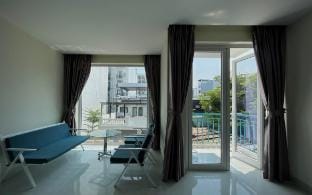 OceanSight - Fullhouse 5 Big room  with Balcony Vacation rental in Da Nang