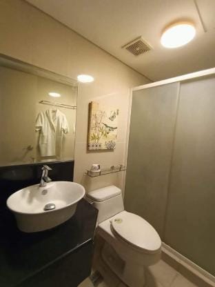 2-BR Executive Newport Condo Vacation rental in Pasay