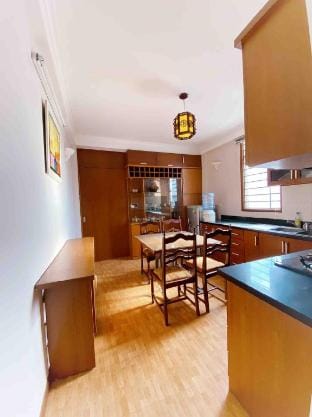 SPACIOUS KITCHEN/1BR_Stps to TRAIN Station Apartment in Hanoi