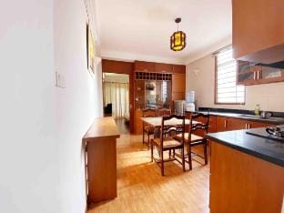 SPACIOUS KITCHEN/1BR_Stps to TRAIN Station Apartment in Hanoi