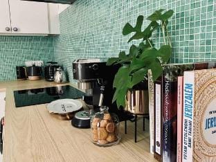 Green balcony & king size bed Apartment in Prague