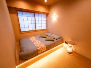 Modern House | 5 Bedrooms | Walk to Attractions! Villa in Osaka