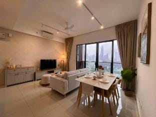 The Little Series | City View | 7 Pax Vacation rental in Federal Territory of Kuala Lumpur
