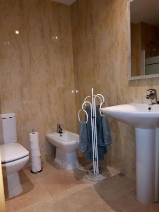 Top Floor Apt Close To Duquesa Apartment in Costa del Sol