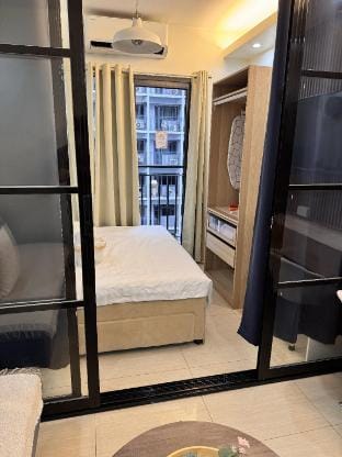 Shore 2 Residences Tower 2 MOA Staycation  Apartment in Pasay