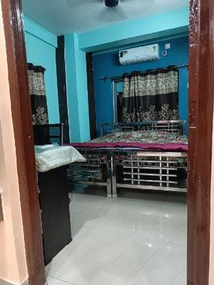 SwarnaBiroti-20minAirport,25minStn,100Mbps,SmartTV Vacation rental in Kolkata