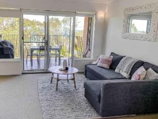 2 Bedroom Beachfront Home Vacation rental in Safety Beach