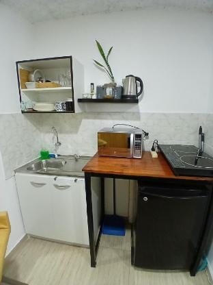 Spacious, self-contained studio Apartment in Miraflores