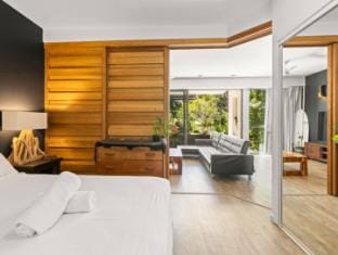 Casuarina Apartment, 200m from the Beach! Apartment in Tweed Heads