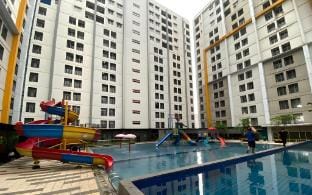 Enjoy Living 1BR at Paramount Skyline By Travelio Apartment in West Java