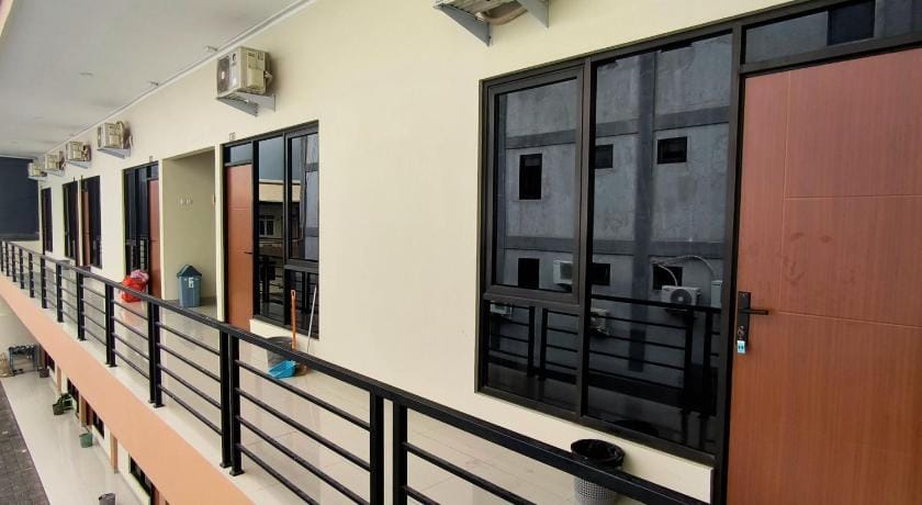 Tentrem Guesthouse Baru Hotel in East Java