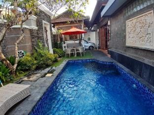 Villa Cantik nyaman 3 kamartidur Sekuta,Sanur.Bali Villa in Denpasar