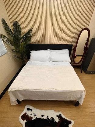 Japandi Oasis in Mckinley Hill Apartment in Makati