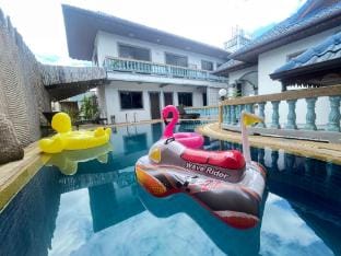 Plan B house Vacation rental in Patong