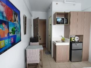 20th floor City View Urban DecaTower Vacation rental in Mandaluyong
