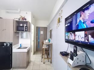 30th floor City View Urban Deca Tower Edsa Apartment in Mandaluyong
