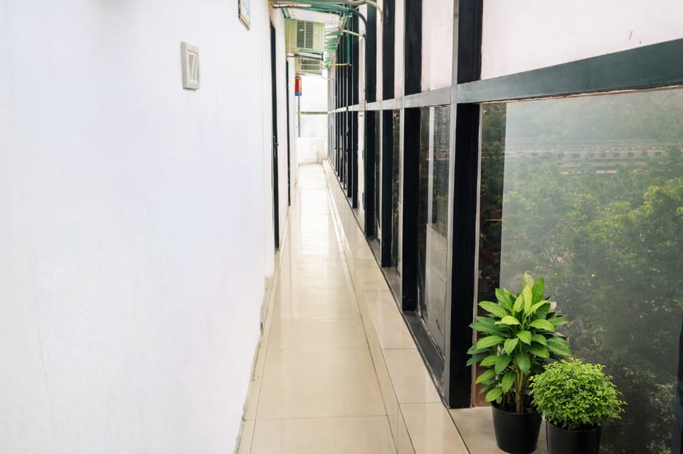 Hotel Maharaja Inn - Lajpat Nagar I Hotel in New Delhi