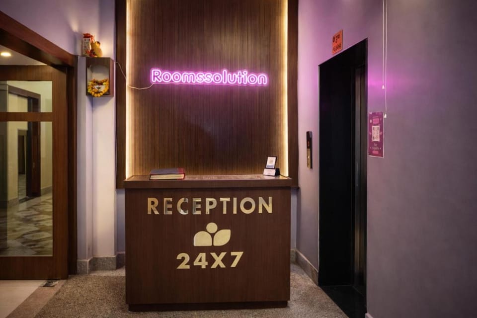 Roomssolution ! Best Hotel In Patna Hotel in India