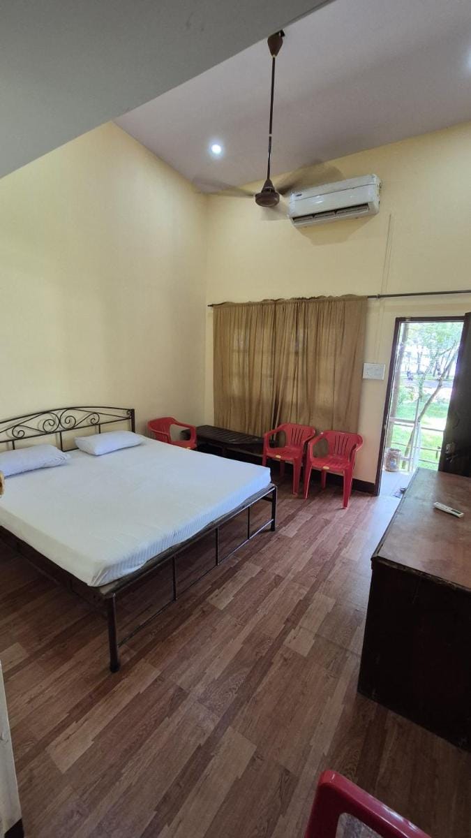 Furtado's Beach Resort Hotel in Benaulim