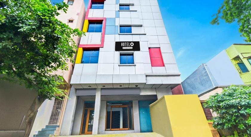 Super Hotel O Kurnool Near Kurnool Medical College Hotel in Karnataka