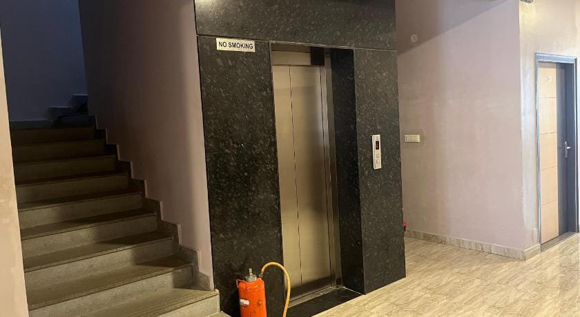 MS Comforts Hotel in Bengaluru
