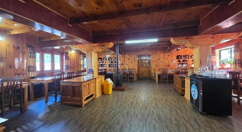 Mountain View Lodge Hotel in Nepal