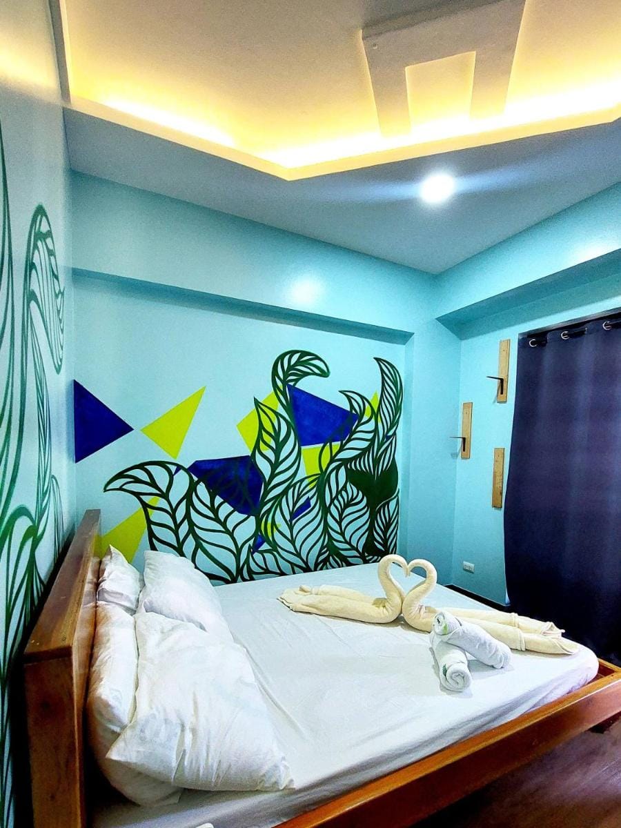 Serene Premier Cozy Condo with Balcony, 2BR Parking Outlook Drive Baguio Apartment in Baguio