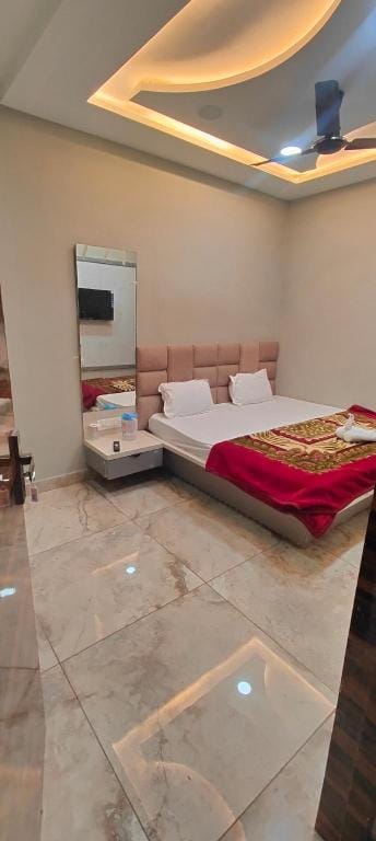 Kasturi Dham Bed and Breakfast in Uttar Pradesh