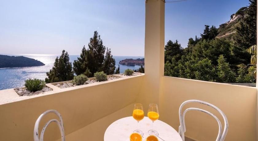 Stella Maris- One Bedroom Apartment with Balcony and Sea View Apartment in Dubrovnik