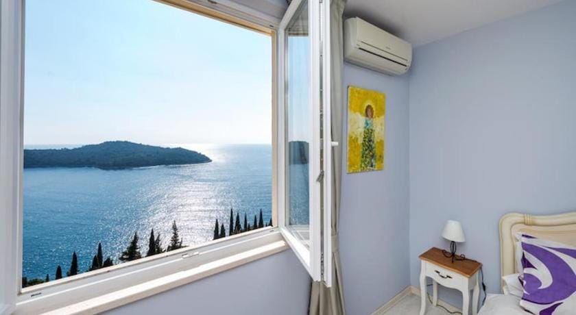 Stella Maris- One Bedroom Apartment with Balcony and Sea View Apartment in Dubrovnik