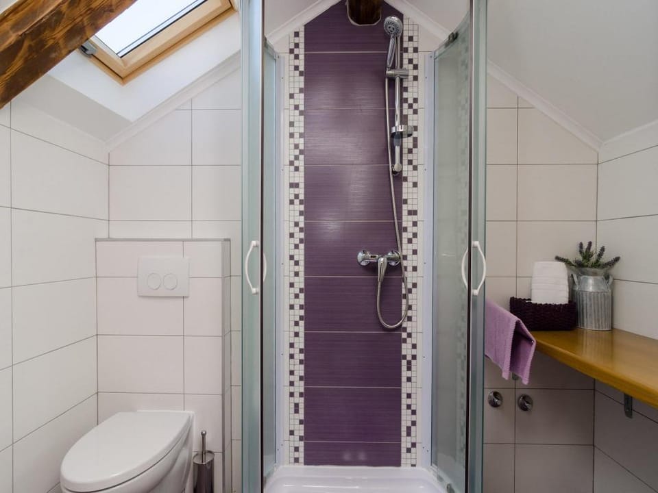 Lavender Garden Apartments - Comfort Studio Apartment with Side Sea View Second Floor - APT 5 Apartment in Dubrovnik