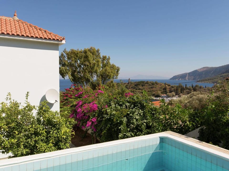 Beautiful Villa in Agia Paraskevi Samos with Swimming Pool Hotel in Samos, Greece