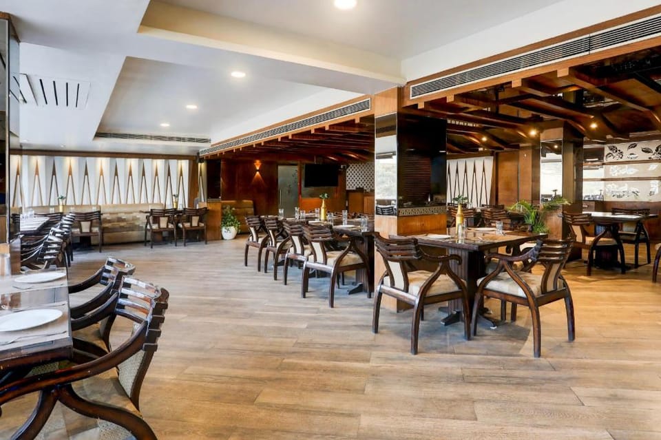 Townhouse Padav Square Gwalior Formerly Hotel Shelter Hotel in Uttar Pradesh