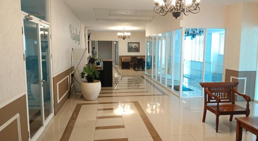 PLUM Dreamscape Bale Hinggil Hotel in Surabaya