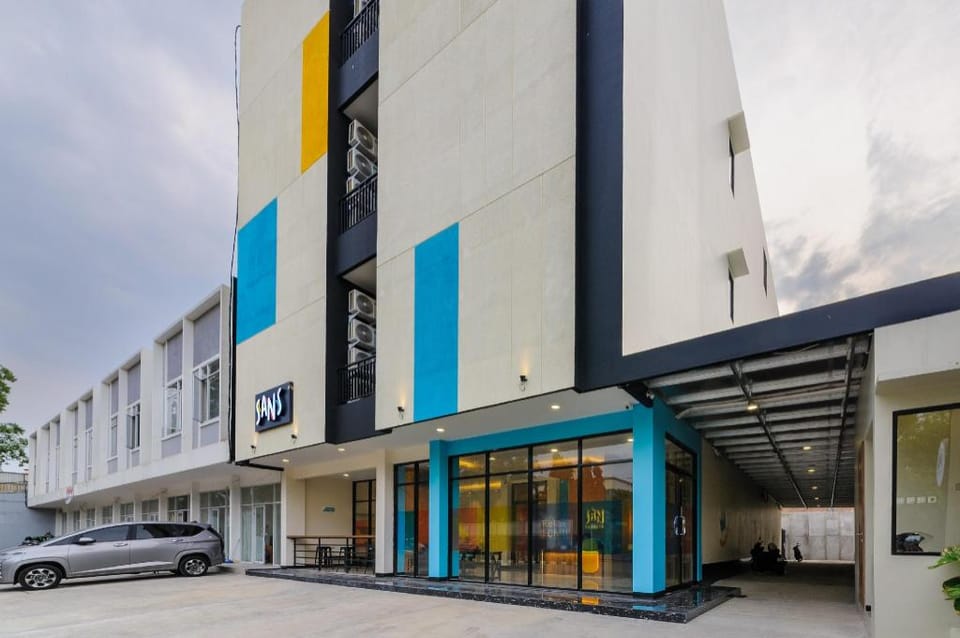 Sans Max Living Tangerang Hotel in West Java