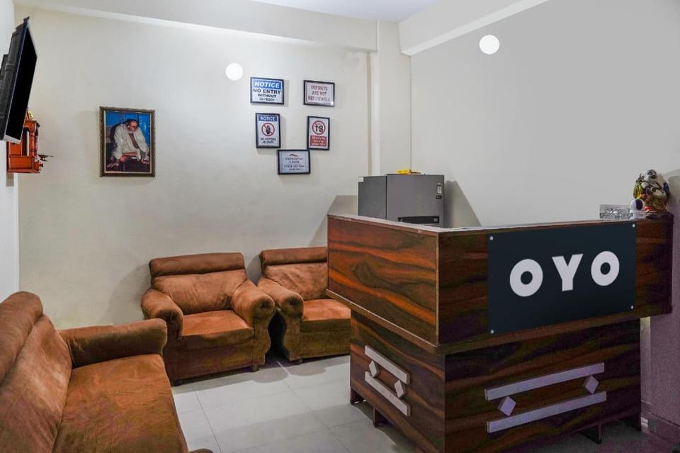 Hotel O YATRA INN Hotel in Noida